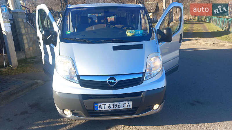 Opel Vivaro 2011 Opel Vivaro 2011