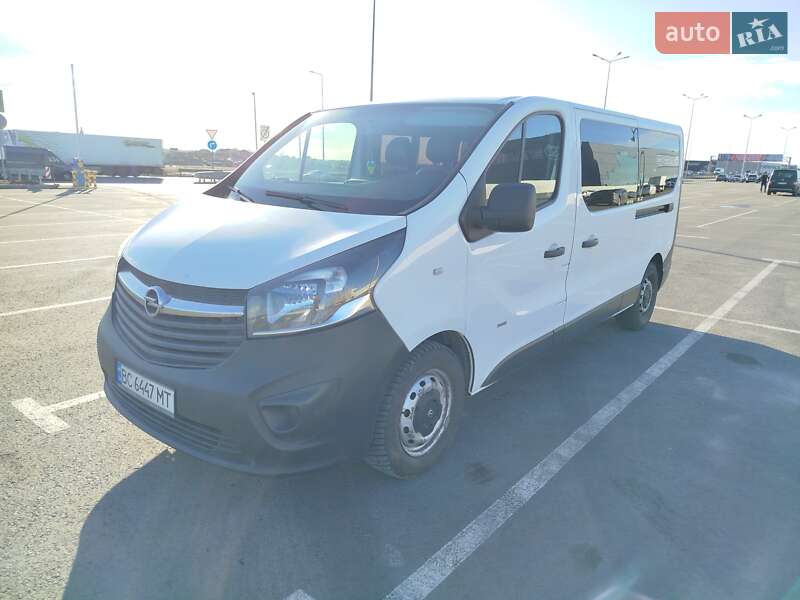 Мінівен Opel Vivaro 2016 в Львові