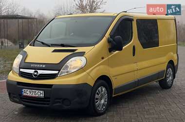 Минивэн Opel Vivaro 2011 в Ровно