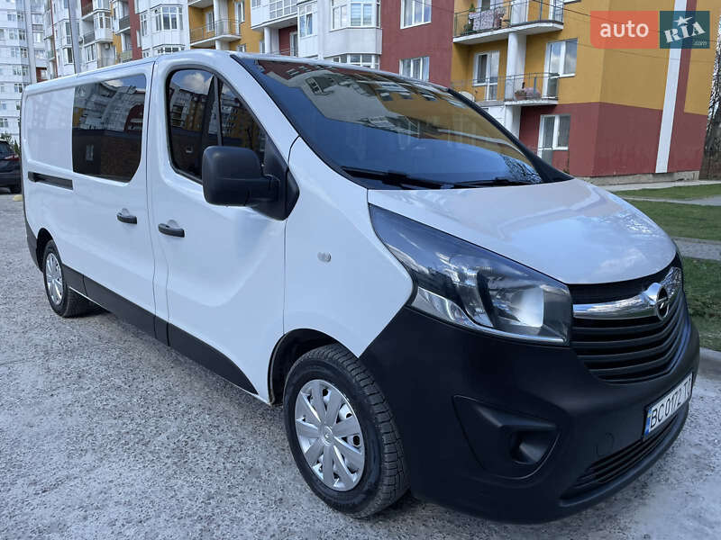 Вантажопасажирський фургон Opel Vivaro 2018 в Львові