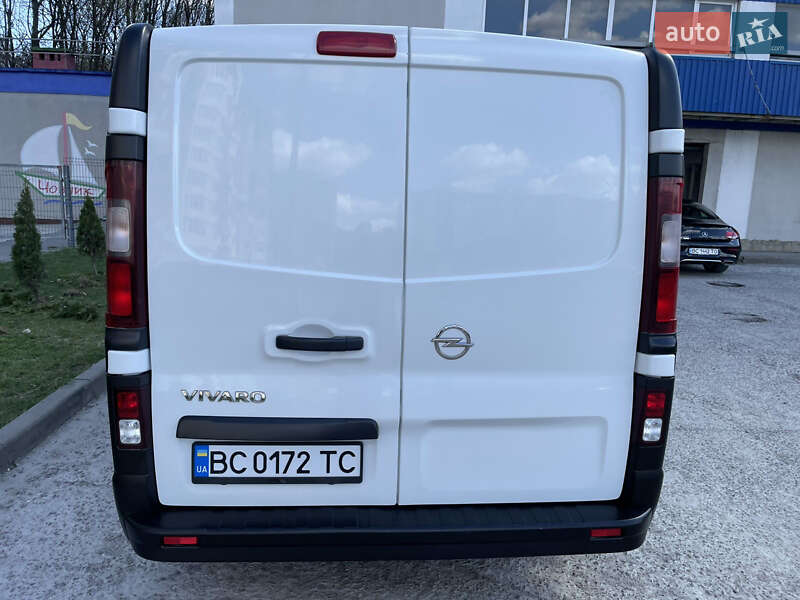 Вантажопасажирський фургон Opel Vivaro 2018 в Львові