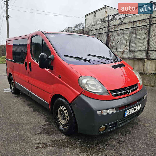 Opel Vivaro 2004 Opel Vivaro 2004