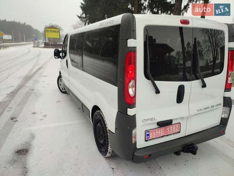 Мінівен Opel Vivaro 2011 в Дубні фото 10 Мінівен Opel Vivaro 2011 в Дубні