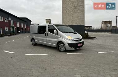 Грузовой фургон Opel Vivaro 2013 в Дубно