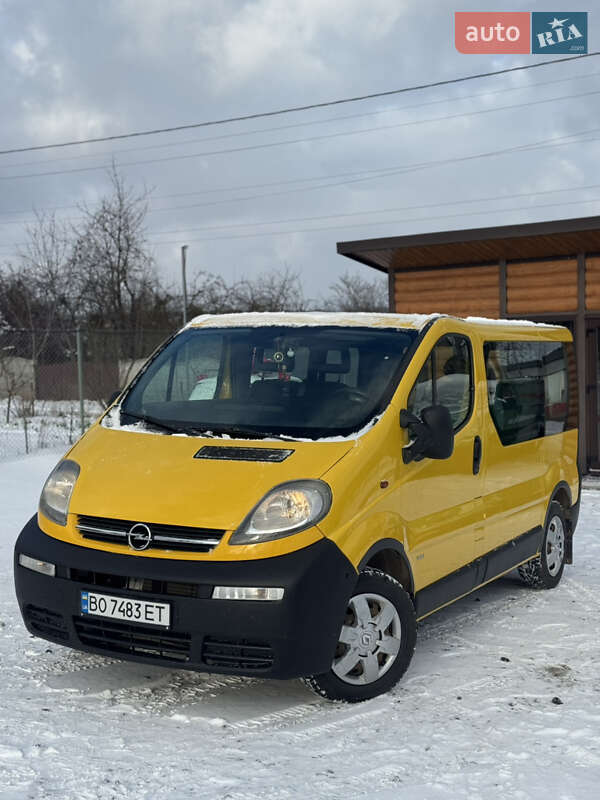Opel Vivaro 2004