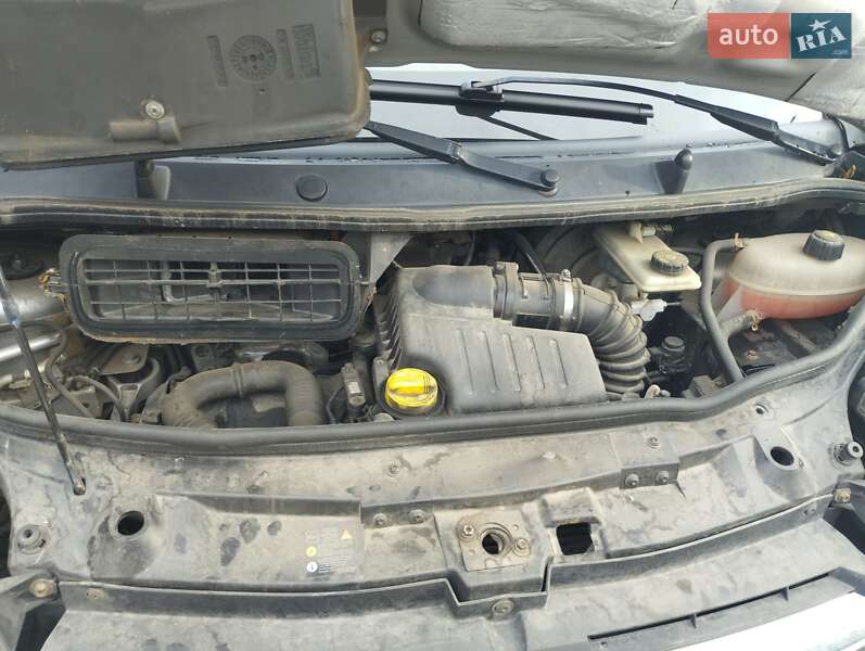 Мінівен Opel Vivaro 2008 в Смілі