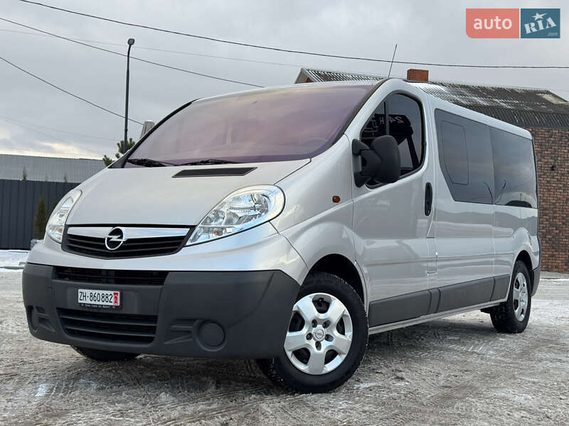 Минивэн Opel Vivaro 2012 в Луцке фото 5 Минивэн Opel Vivaro 2012 в Луцке