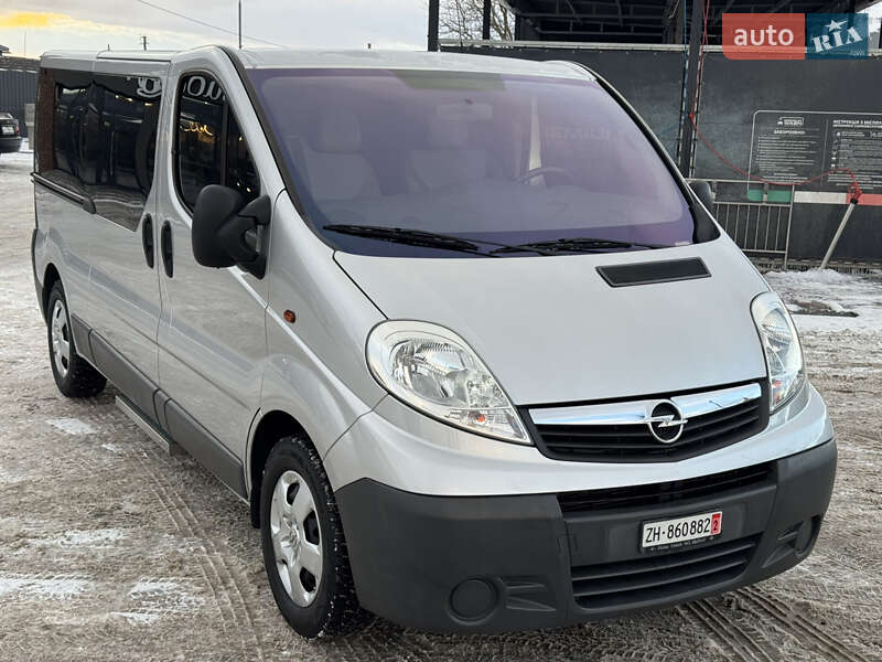 Минивэн Opel Vivaro 2012 в Луцке фото 13 Минивэн Opel Vivaro 2012 в Луцке