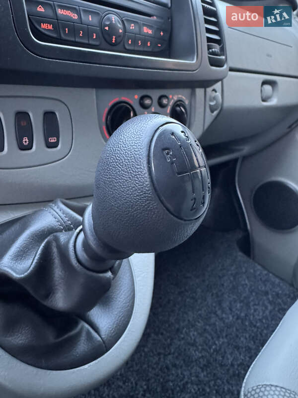 Минивэн Opel Vivaro 2012 в Луцке фото 48 Минивэн Opel Vivaro 2012 в Луцке