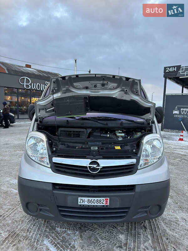 Минивэн Opel Vivaro 2012 в Луцке фото 73 Минивэн Opel Vivaro 2012 в Луцке