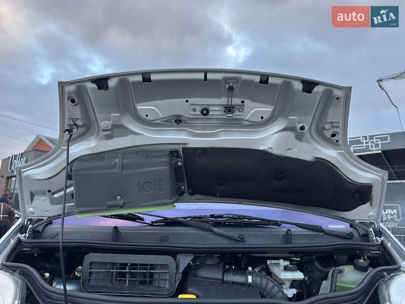 Минивэн Opel Vivaro 2012 в Луцке фото 79 Минивэн Opel Vivaro 2012 в Луцке