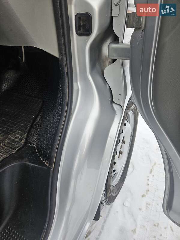 Мінівен Opel Vivaro 2010 в Вінниці