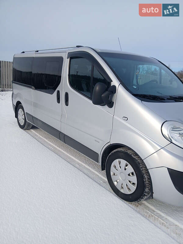 Мінівен Opel Vivaro 2013 в Балаклії фото 2 Мінівен Opel Vivaro 2013 в Балаклії