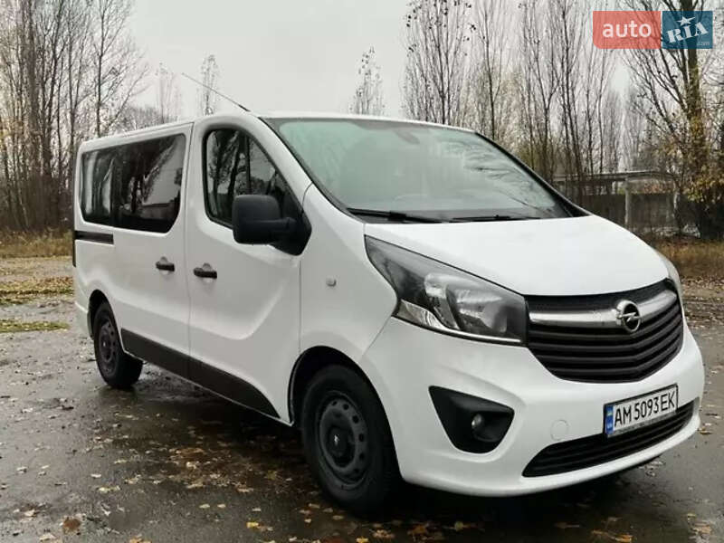 Минивэн Opel Vivaro 2015 в Радомышле