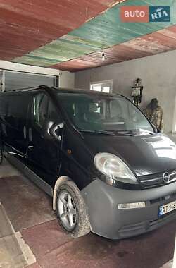 Минивэн Opel Vivaro 2005 в Тлумаче