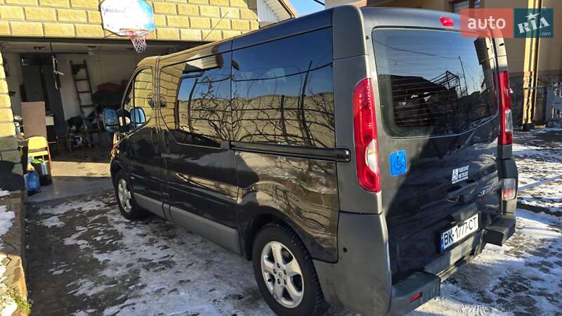 Минивэн Opel Vivaro 2012 в Костополе фото 7 Минивэн Opel Vivaro 2012 в Костополе