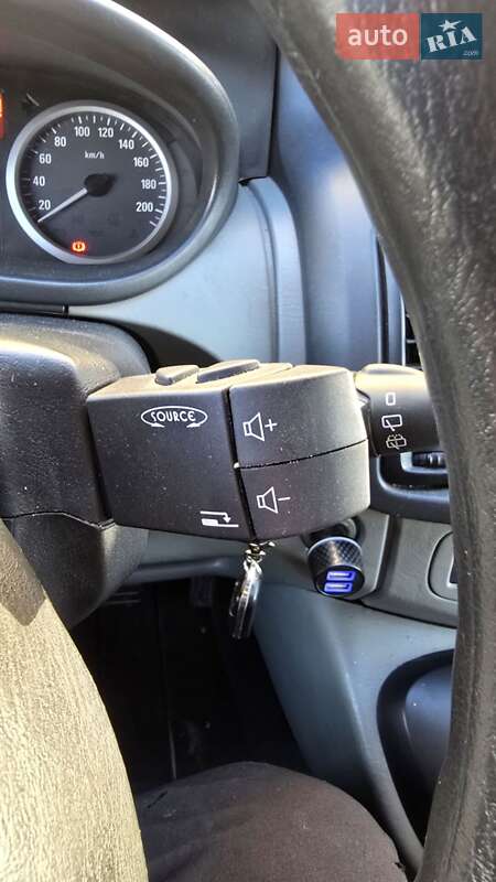 Минивэн Opel Vivaro 2012 в Костополе фото 17 Минивэн Opel Vivaro 2012 в Костополе