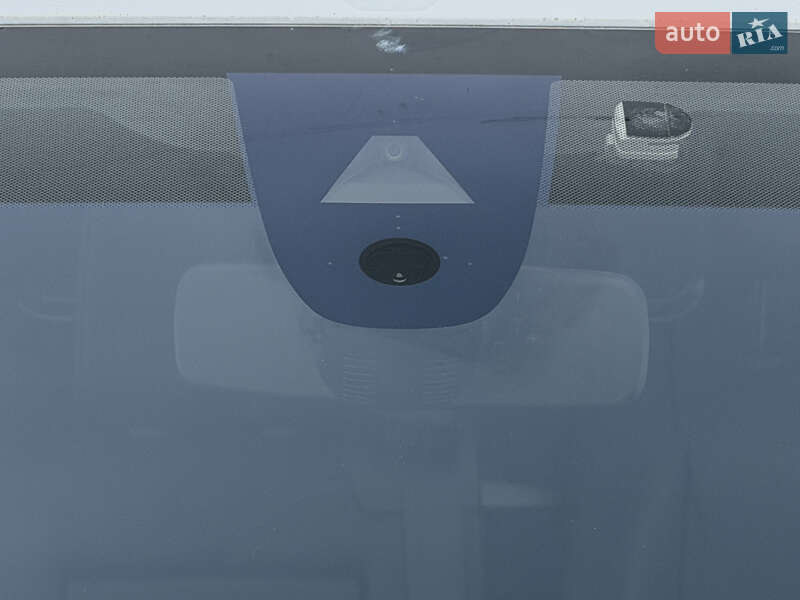 Вантажний фургон Opel Vivaro 2020 в Радивиліві