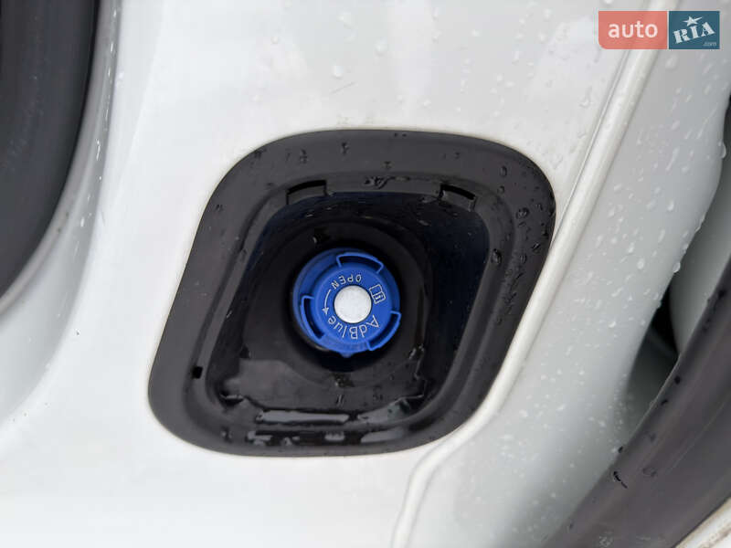 Вантажний фургон Opel Vivaro 2020 в Радивиліві