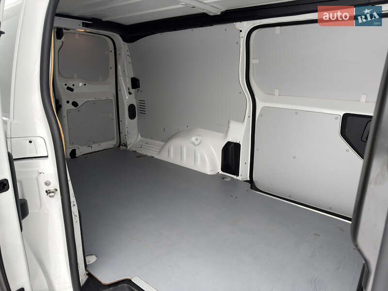 Вантажний фургон Opel Vivaro 2020 в Радивиліві