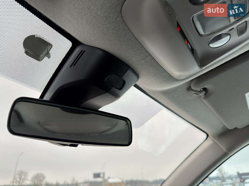 Вантажний фургон Opel Vivaro 2020 в Радивиліві