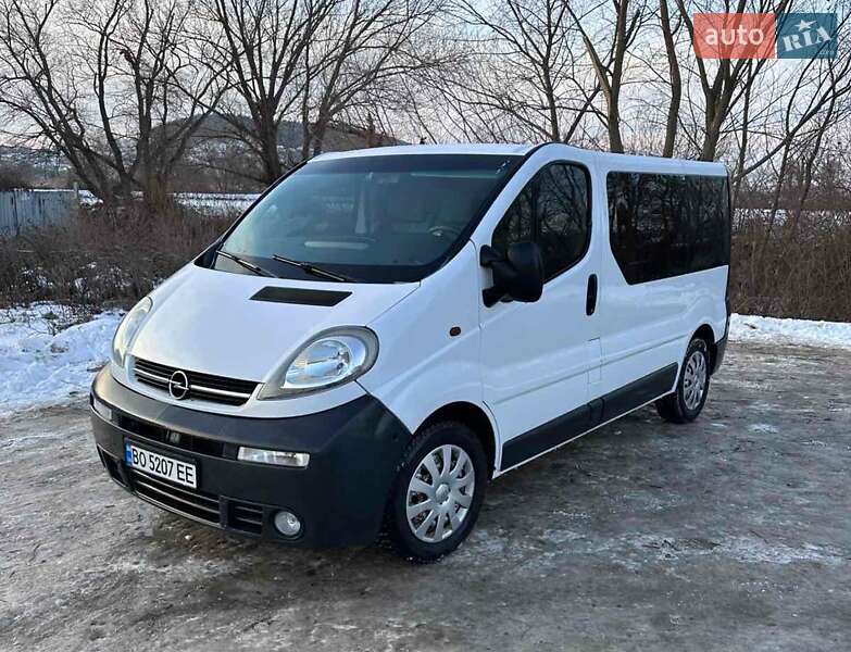 Opel Vivaro 2004 Opel Vivaro 2004