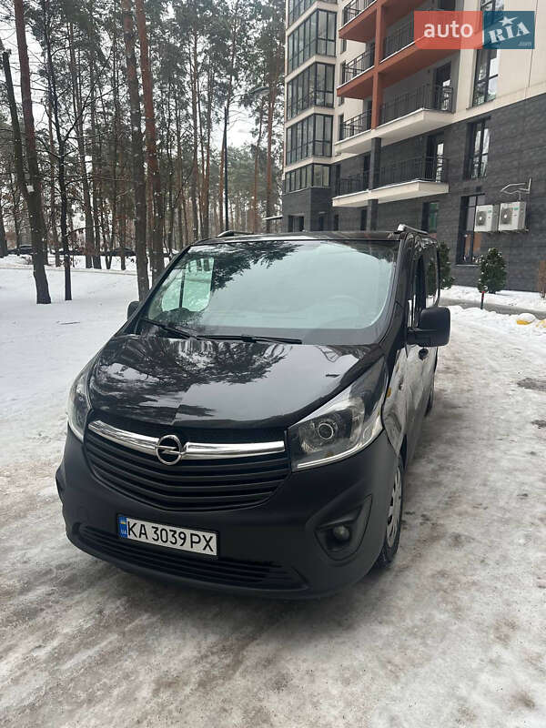 Грузовой фургон Opel Vivaro 2016 в Броварах фото Грузовой фургон Opel Vivaro 2016 в Броварах