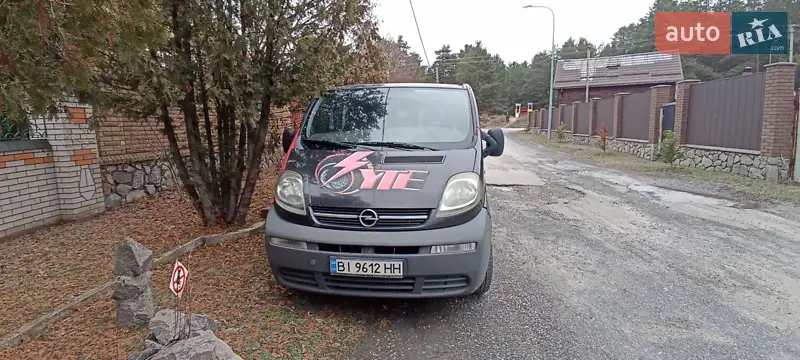Opel Vivaro 2004