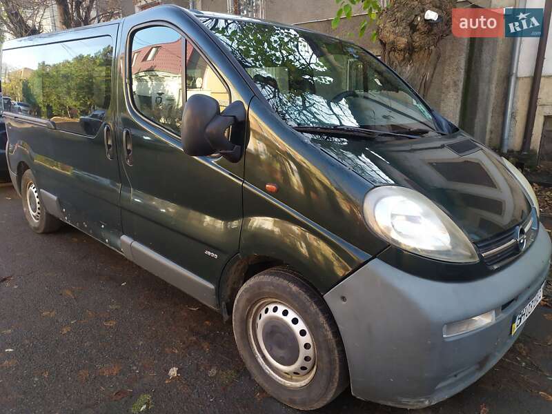 Минивэн Opel Vivaro 2002 в Белгороде-Днестровском