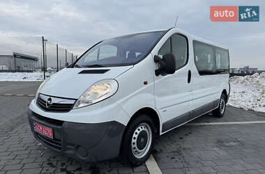 Мінівен Opel Vivaro 2014 в Мукачевому