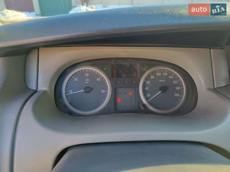 Грузопассажирский фургон Opel Vivaro 2007 в Днепре фото 48 Грузопассажирский фургон Opel Vivaro 2007 в Днепре