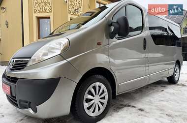 Минивэн Opel Vivaro 2012 в Львове