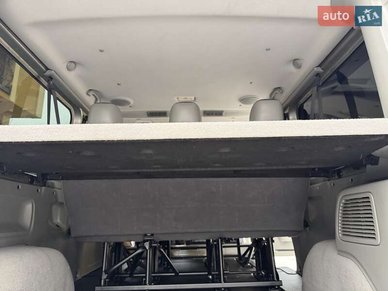 Минивэн Opel Vivaro 2012 в Львове