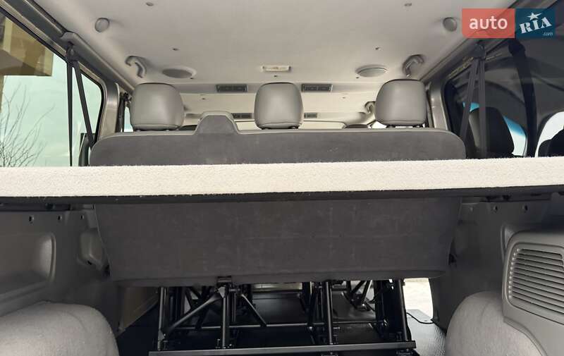 Минивэн Opel Vivaro 2012 в Львове