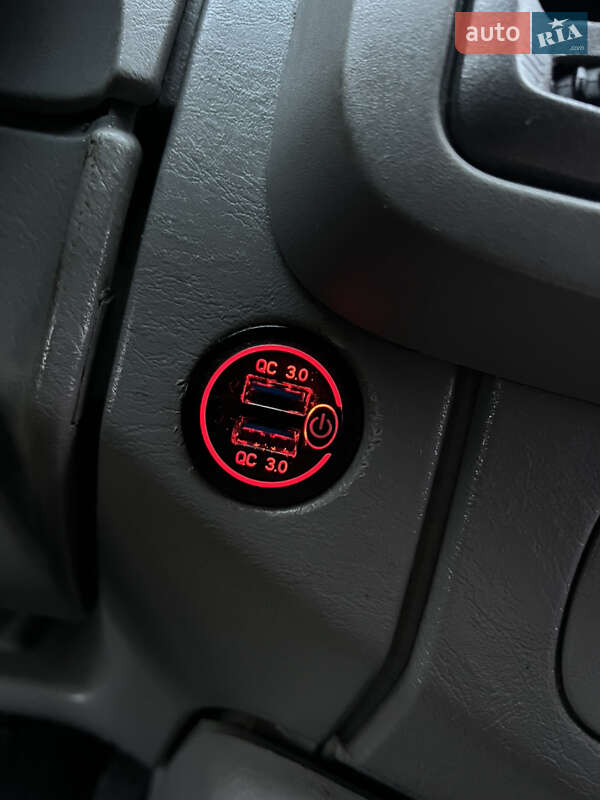 Минивэн Opel Vivaro 2007 в Новояворовске