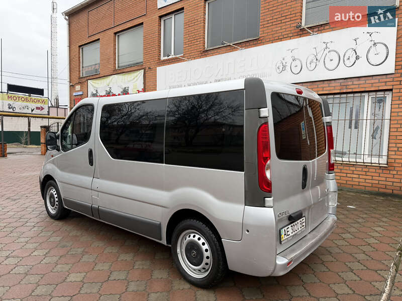 Минивэн Opel Vivaro 2007 в Апостолово фото 9 Минивэн Opel Vivaro 2007 в Апостолово