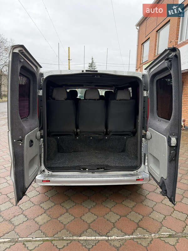 Минивэн Opel Vivaro 2007 в Апостолово фото 25 Минивэн Opel Vivaro 2007 в Апостолово