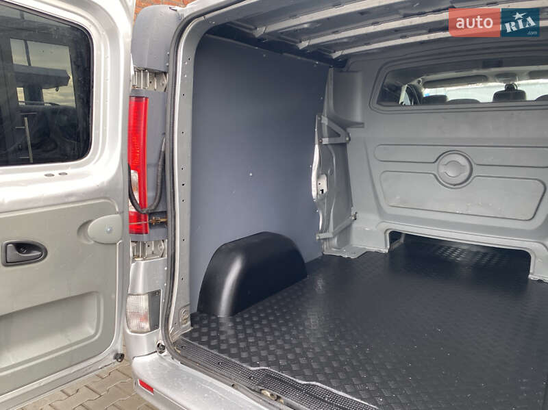 Минивэн Opel Vivaro 2007 в Луцке фото 25 Минивэн Opel Vivaro 2007 в Луцке