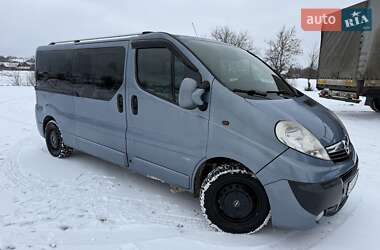 Мінівен Opel Vivaro 2010 в Чернівцях