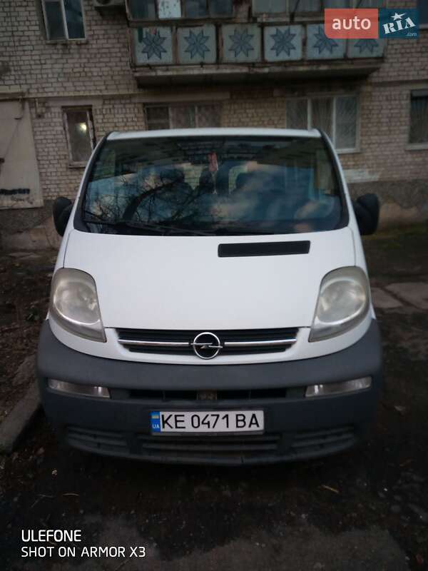Минивэн Opel Vivaro 2005 в Подольске