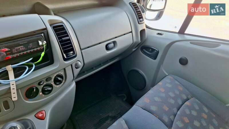 Минивэн Opel Vivaro 2005 в Емильчине фото 9 Минивэн Opel Vivaro 2005 в Емильчине