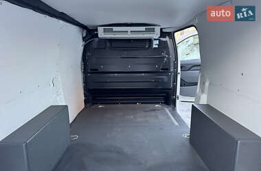 Вантажний фургон Opel Vivaro 2021 в Рівному