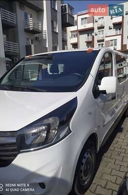 Грузопассажирский фургон Opel Vivaro 2016 в Одессе