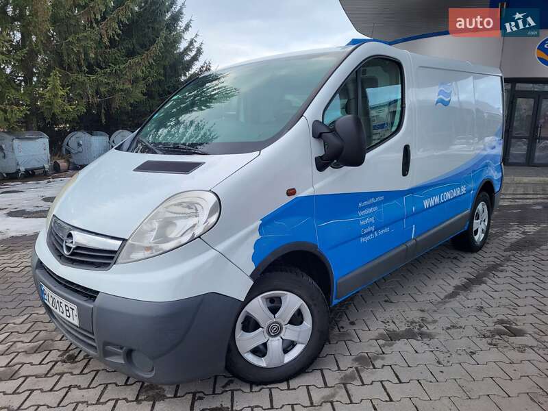 Грузопассажирский фургон Opel Vivaro 2011 в Хмельницком фото 2 Грузопассажирский фургон Opel Vivaro 2011 в Хмельницком