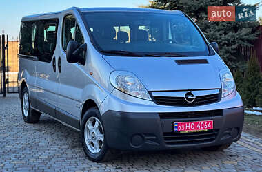 Мінівен Opel Vivaro 2011 в Дрогобичі