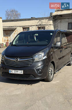 Мінівен Opel Vivaro 2017 в Львові