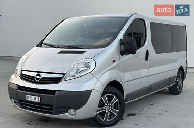 Минивэн Opel Vivaro 2012 в Луцке