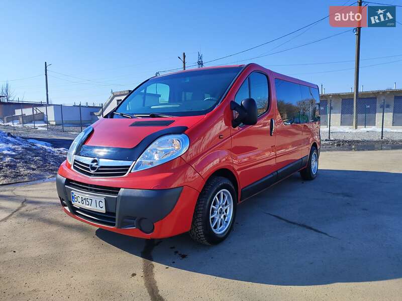 Минивэн Opel Vivaro 2006 в Шептицькому