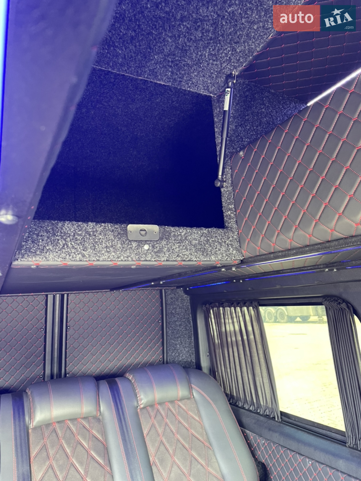 2010 Opel Vivaro - мініатюра 20