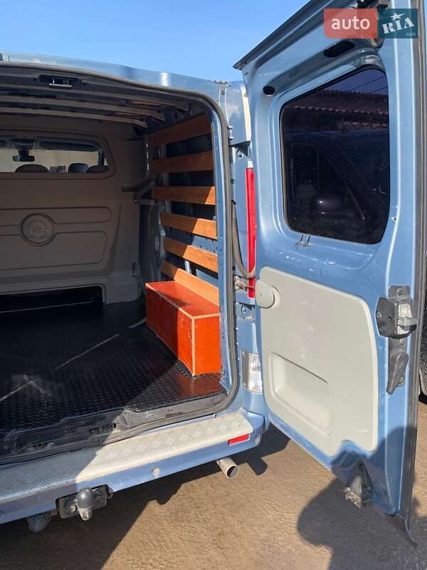 Минивэн Opel Vivaro 2010 в Вознесенске